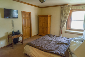 Enlarge photo 40