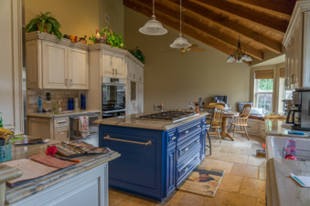 Enlarge photo 23