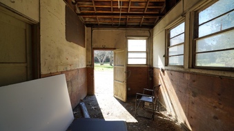 Enlarge photo 11