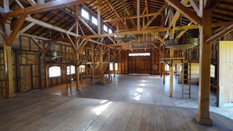 Enlarge photo 16
