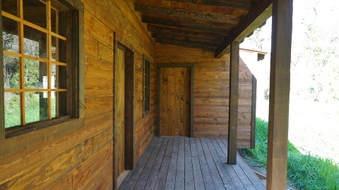 Enlarge photo 17