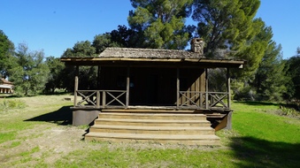 Enlarge photo 11