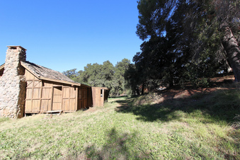 Enlarge photo 68