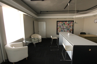 Enlarge photo 40