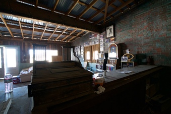Enlarge photo 35