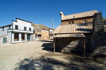 Enlarge photo 47