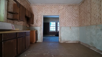 Enlarge photo 18
