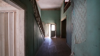 Enlarge photo 19