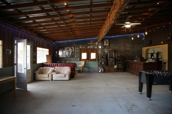 Enlarge photo 24