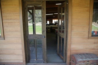Enlarge photo 77