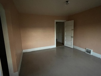Enlarge photo 38