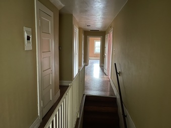 Enlarge photo 32
