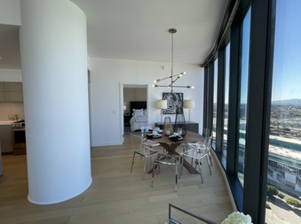 Enlarge photo 36