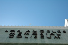Enlarge photo 1