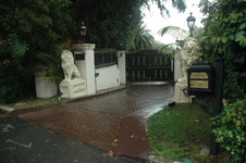 Enlarge photo 1