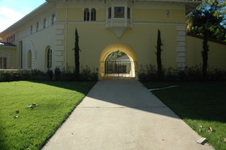 Enlarge photo 2