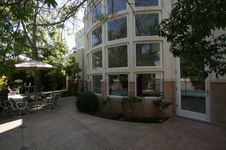 Enlarge photo 68