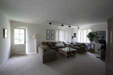 Enlarge photo 68