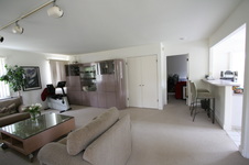 Enlarge photo 69