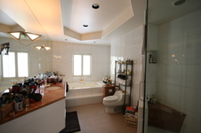 Enlarge photo 52