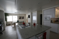 Enlarge photo 38