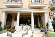 Enlarge photo 71