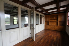 Enlarge photo 102