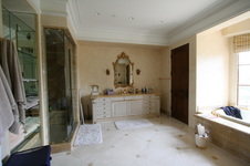 Enlarge photo 54