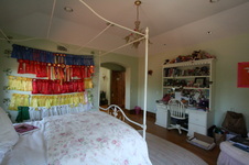 Enlarge photo 47