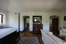 Enlarge photo 52