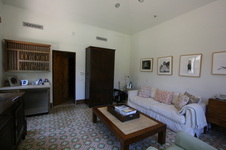 Enlarge photo 68