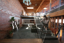 Enlarge photo 33