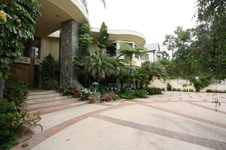Enlarge photo 3