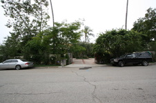 Enlarge photo 69
