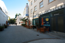 Enlarge photo 51