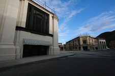 Enlarge photo 47