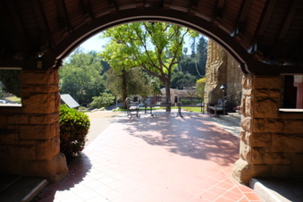 Enlarge photo 12