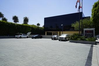 Enlarge photo 63