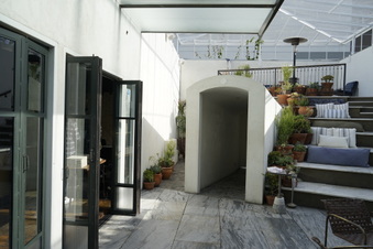 Enlarge photo 5