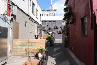 Enlarge photo 23
