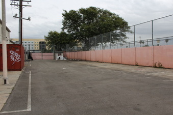 Enlarge photo 13