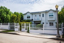 122 N Anita Ave