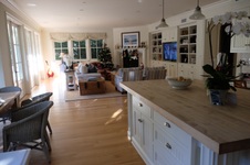 Enlarge photo 44
