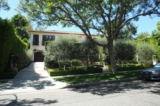 623 Alta Dr.