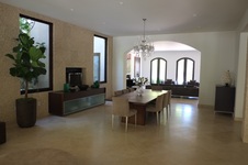 Enlarge photo 18