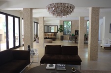 Enlarge photo 43