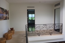 Enlarge photo 47