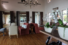 Enlarge photo 47