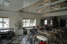 Enlarge photo 12