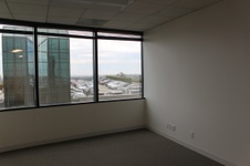 Enlarge photo 36